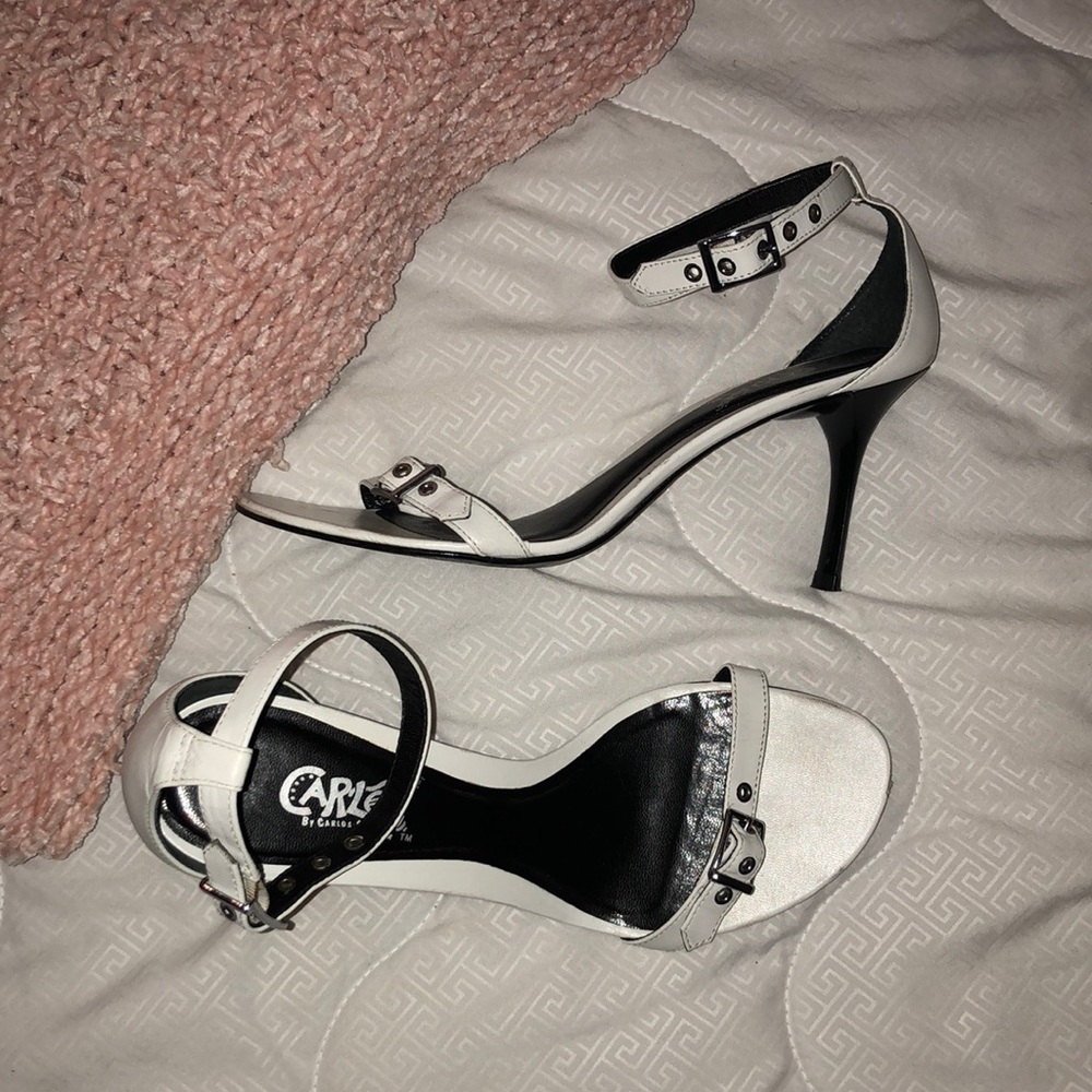 Carlos Santana White Strappy Small Buckle Heels